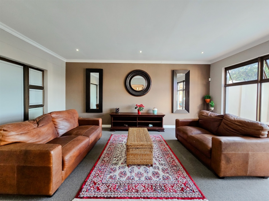 5 Bedroom Property for Sale in Nahoon Eastern Cape